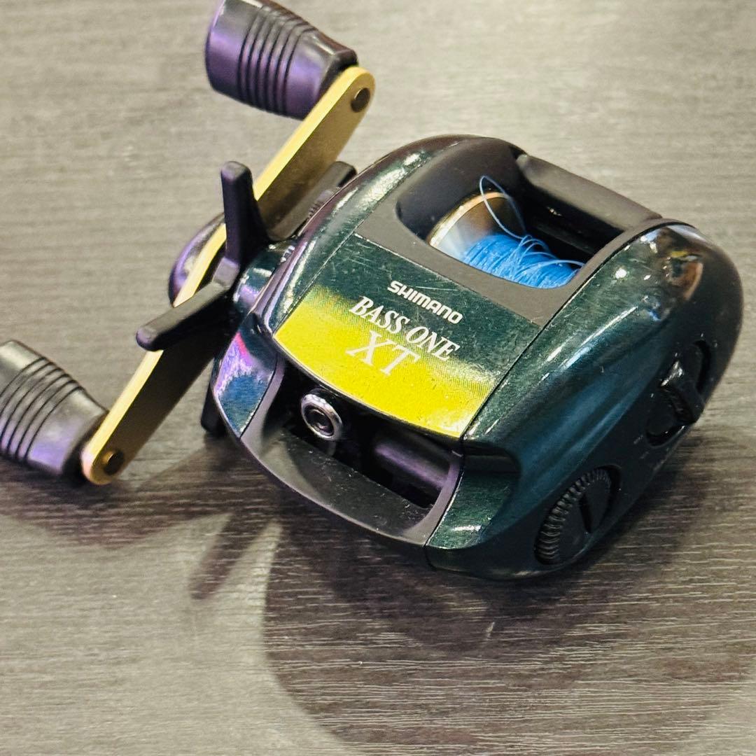 【美品/希少】シマノ バスワンXT レアカラー 動作良好 SHIMANO
