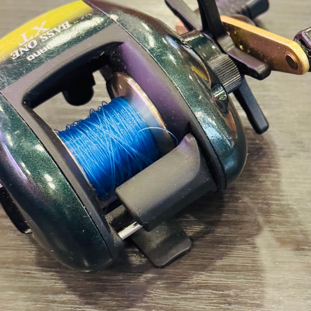 【美品/希少】シマノ バスワンXT レアカラー 動作良好 SHIMANO