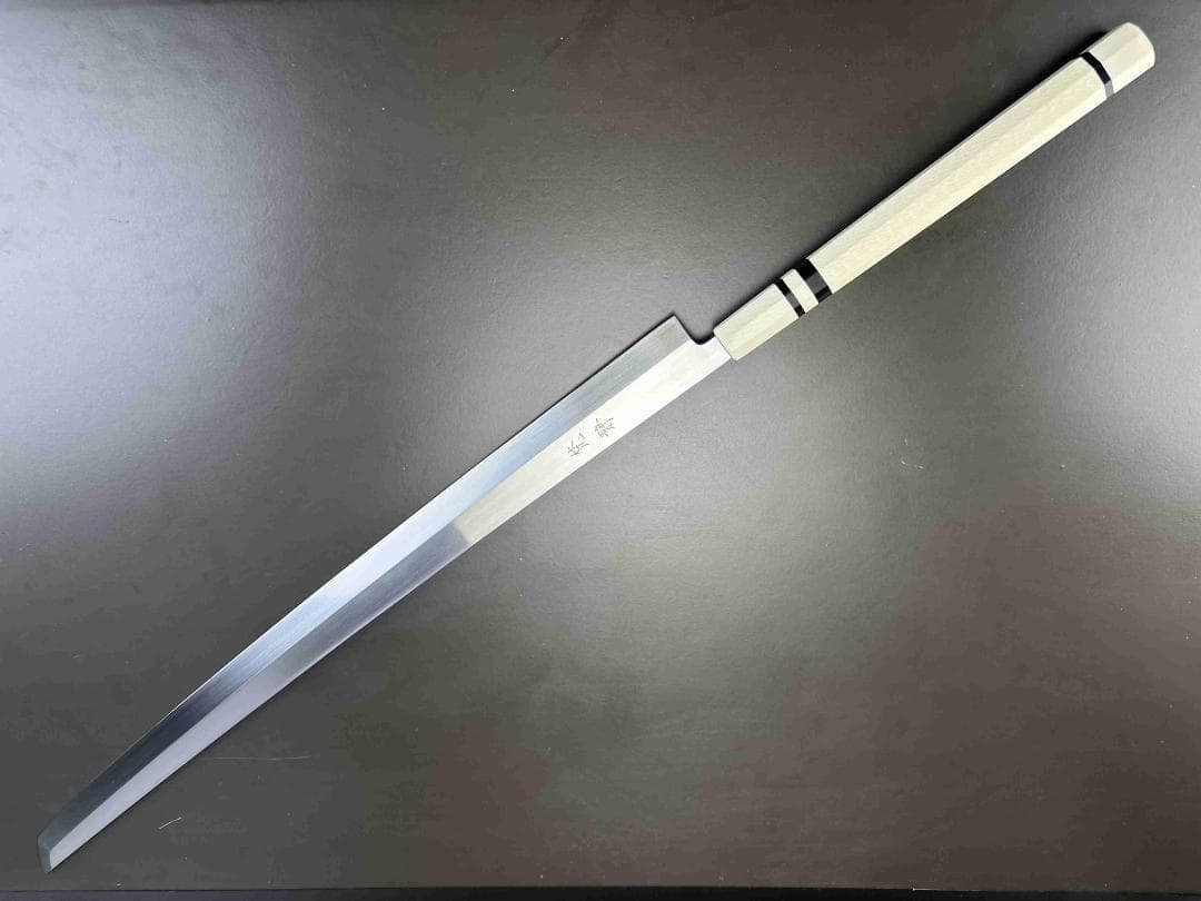 3295 マグロ包丁鞘付き 刃渡700mm 鮪包丁 反り 人工象牙三本黒巻八角柄