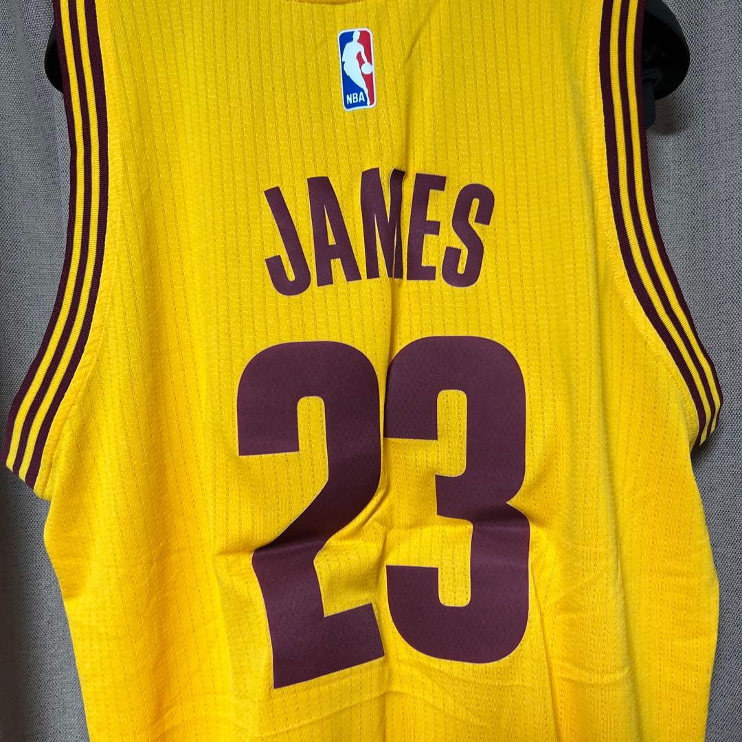 【希少】NBAレブロンジェームスCAVS 23番 adidas ユニフォーム L