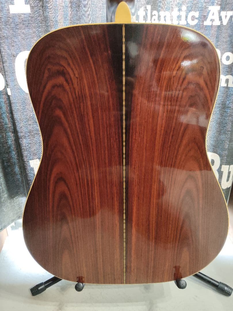 YAMAHAアコースティックギターFG-251B