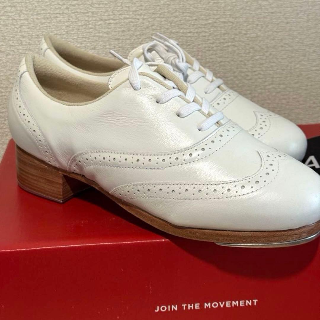 【新品未使用品】(26.5cm)CAPEZIO タップシューズ 白 10W