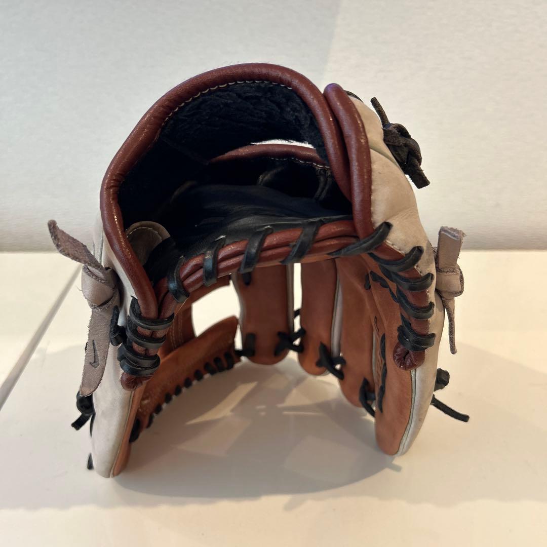 Nike Blister V Diamond Elite 軟式グローブ左用