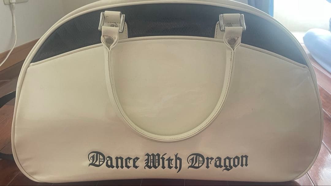 DANCEWITHDRAGON 白　ボストンバッグおまけ付き