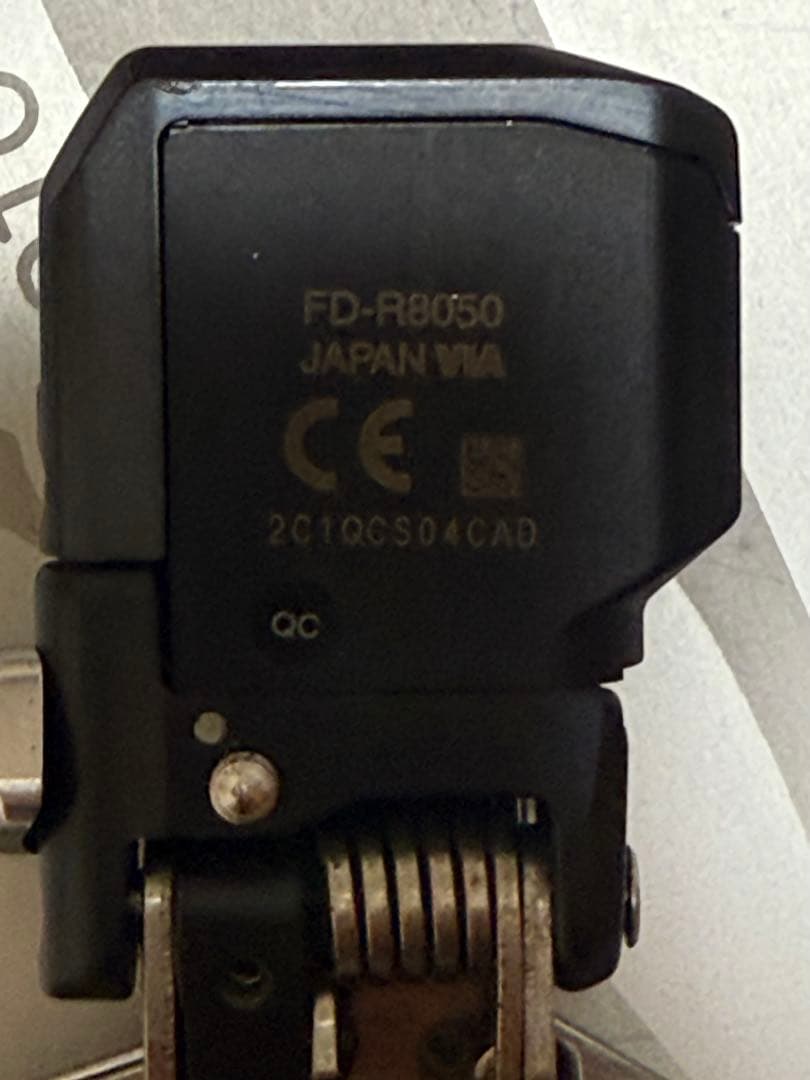 Shimano Di2 11速　FD-R8050 フロントディレイラー