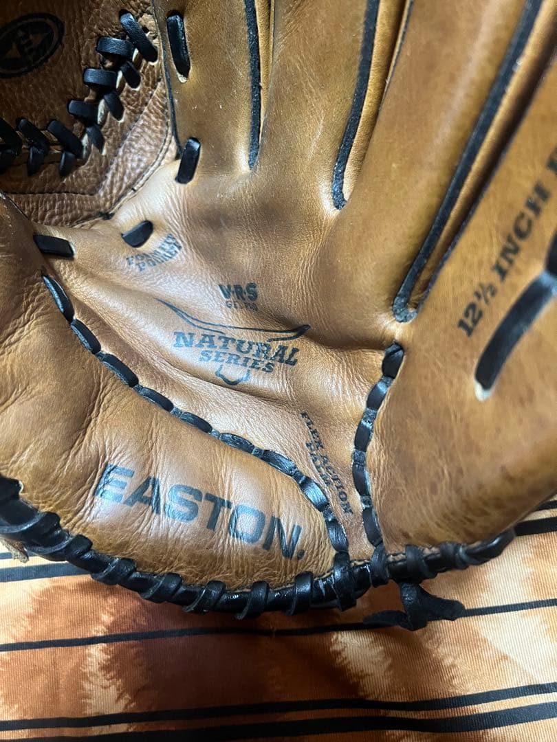 EASTON ビンテージグローブ　EASTONグローブ アメリカ製グローブ