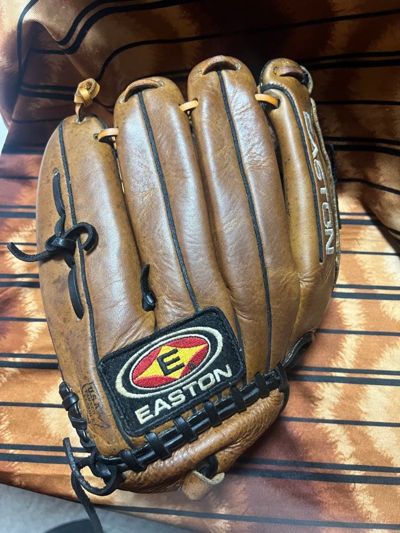 EASTON ビンテージグローブ　EASTONグローブ アメリカ製グローブ