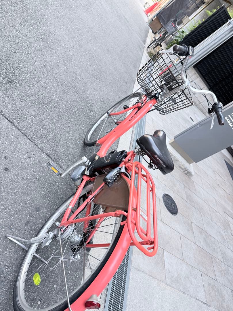 大阪府　ブリヂストン　アシスタ 電動アシスト自転車 バッテリー8.9ah