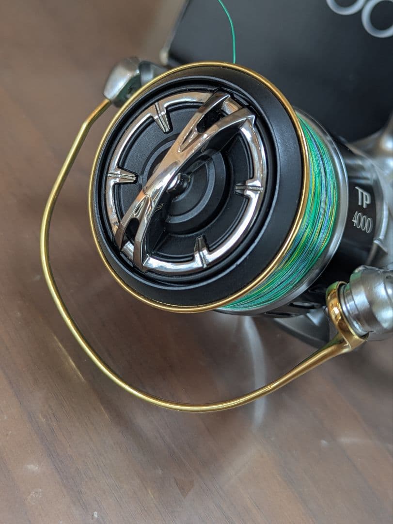 リール SHIMANO 15TWIN POWER 4000HG