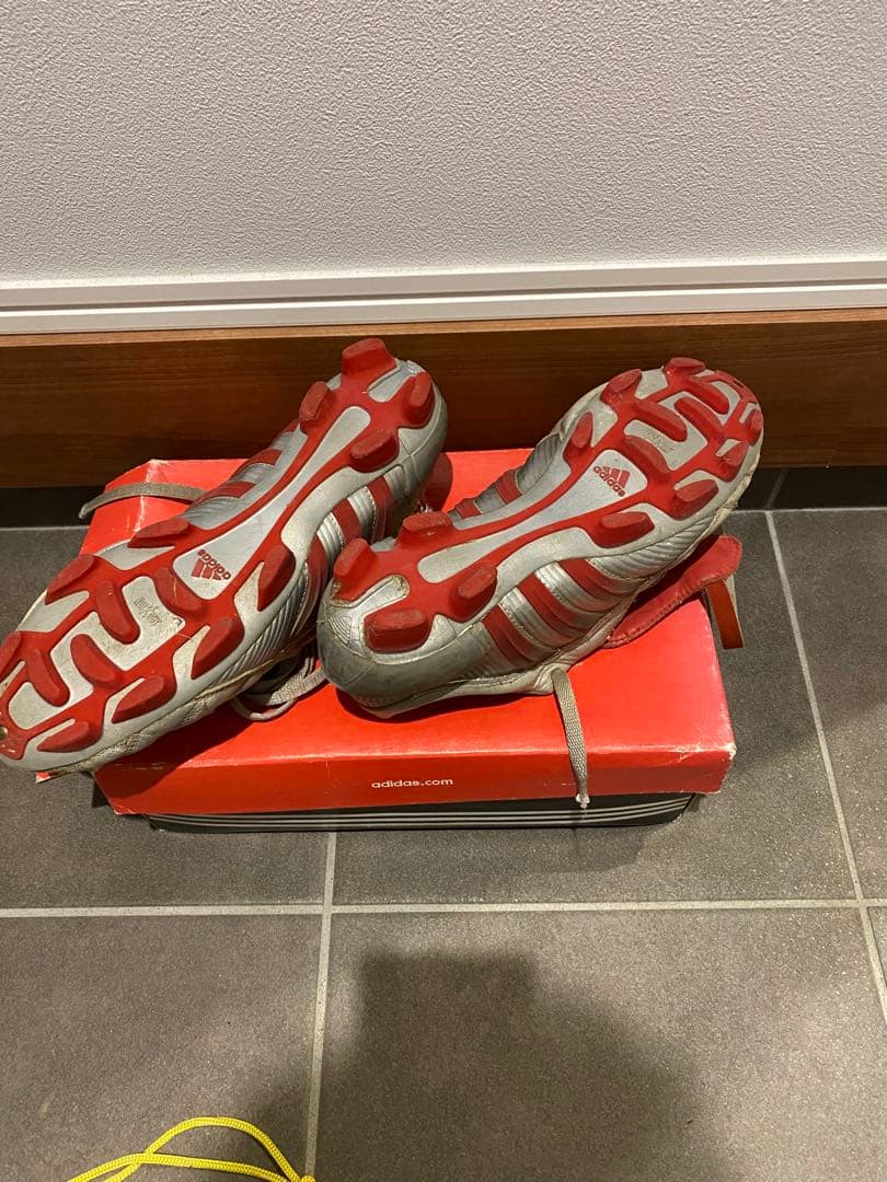 adidas プレデターパルス