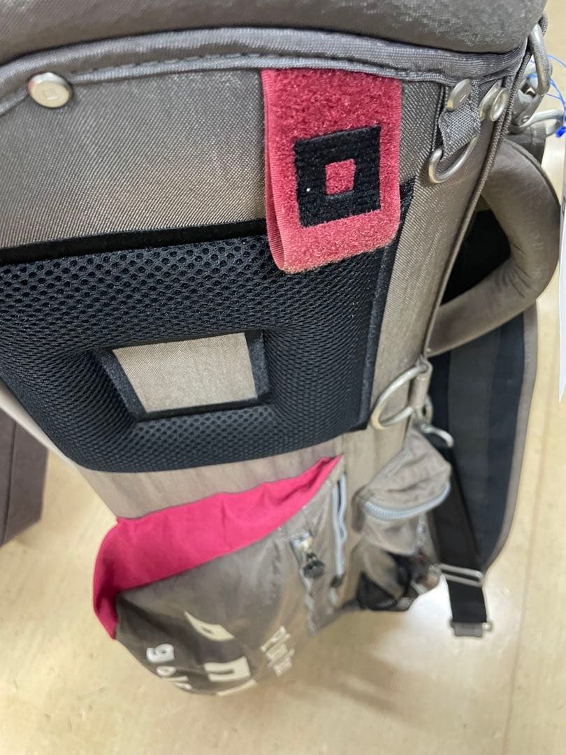 良品　オノフ　スタンド式キャディバッグ　7分割ポケット　メンズ　レディース