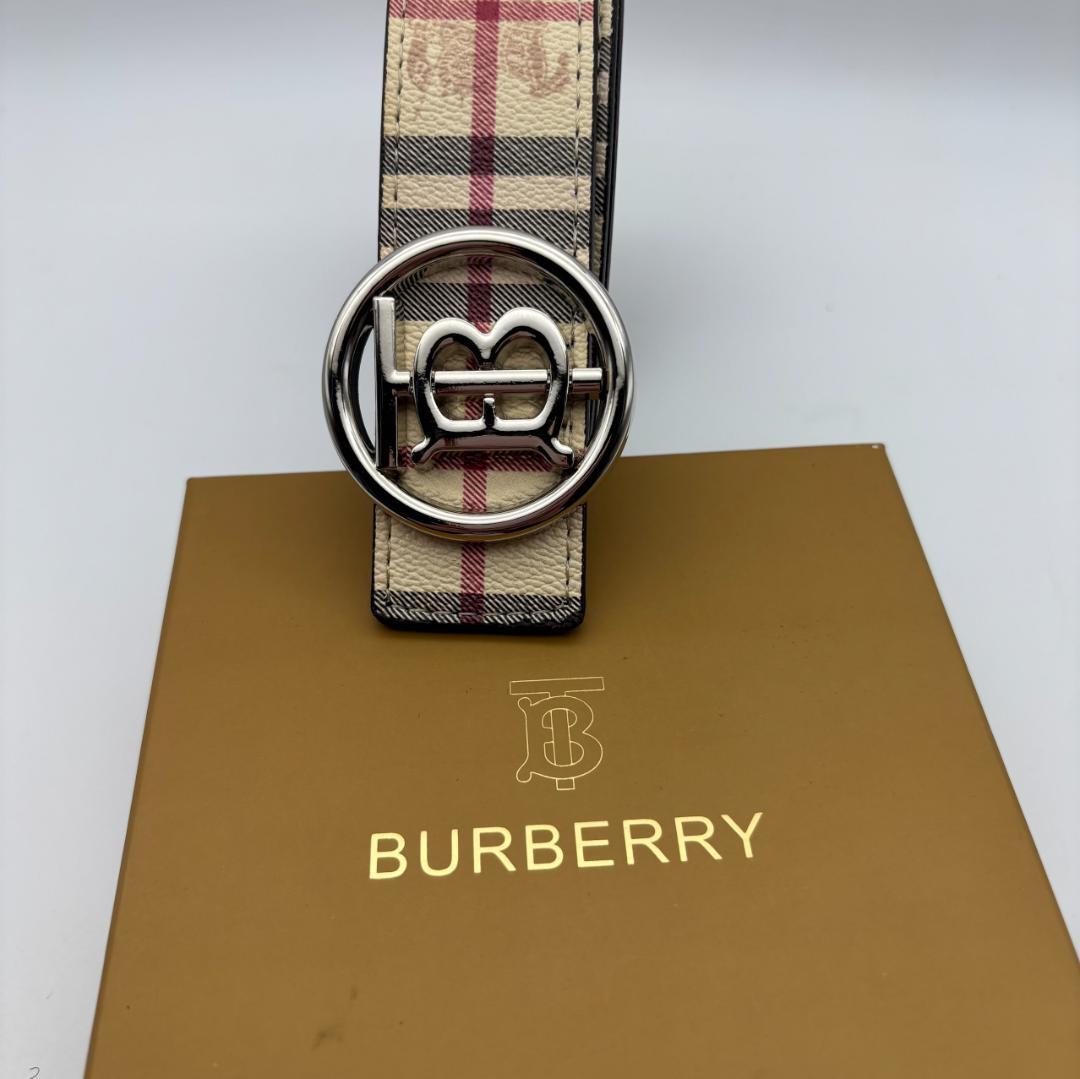BURBERRYバーバリー ベルトノバチェック レザー シルバーバックル メンズ