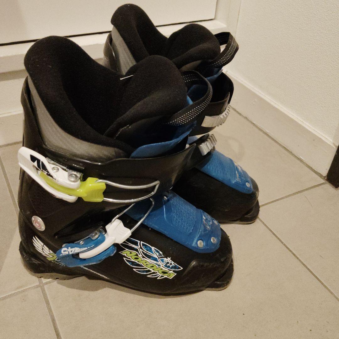 Nordica J スキー板とブーツセット キッズ用　ブーツ20.5cm