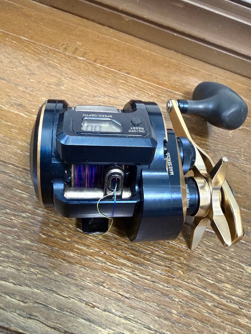 ダイワ　SALTIGA IC 300HL-SJ 左巻き　美品