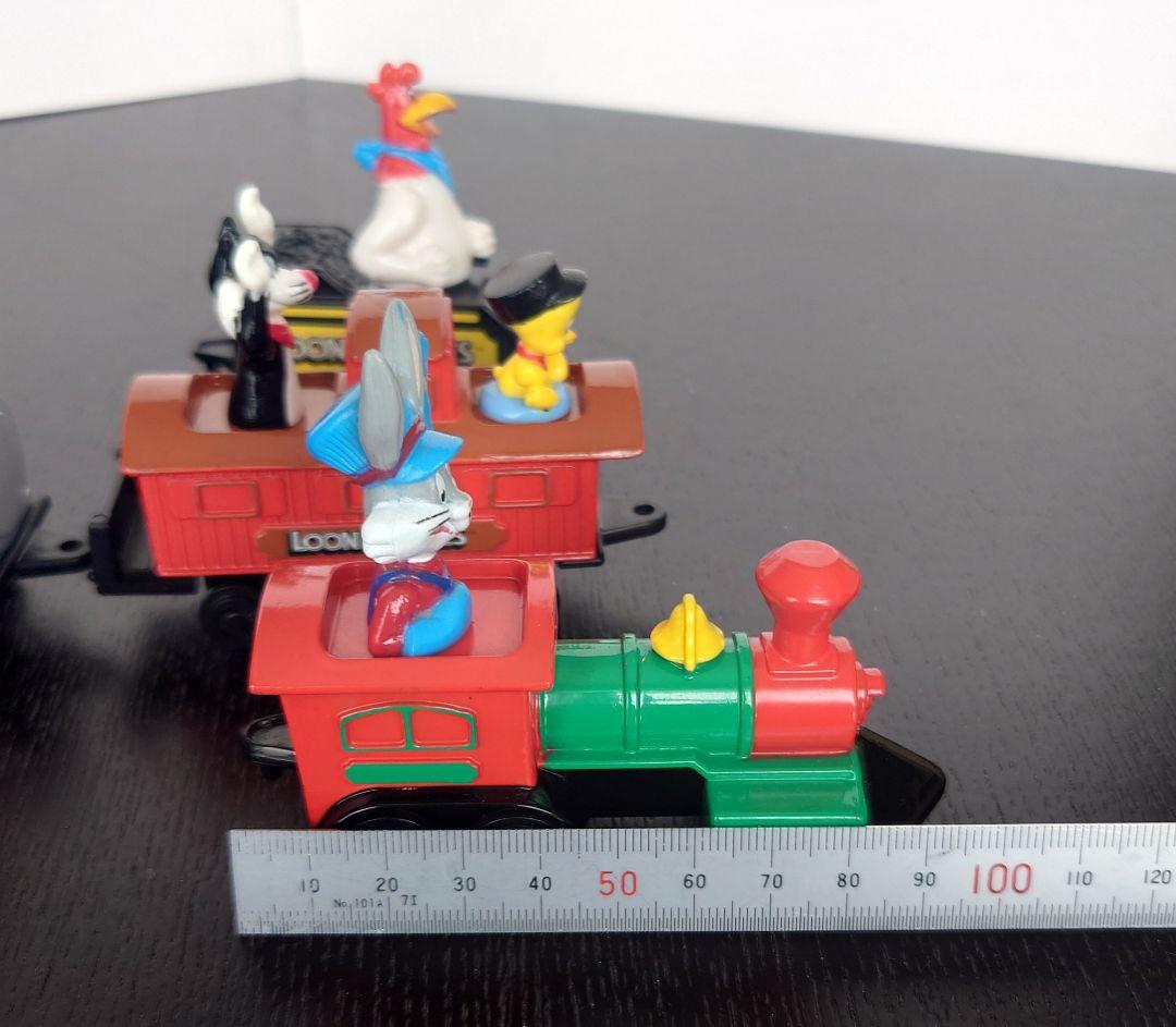 LOONEY TUNES ルーニー・テューンズ ダイキャストメタルトレイン 列車