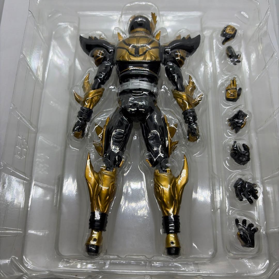 ⭐︎ S.H.Figuarts 仮面ライダークウガ ライジングアルティメット