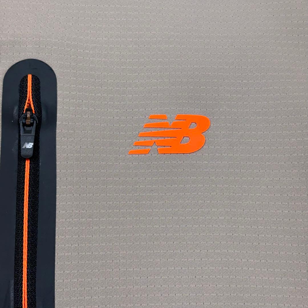 未使用級　new balance ゴルフジャケット 薄て　ベージュ　春ゴルフ