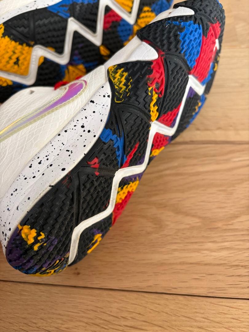 NIKE ナイキ Kyrieカイリー バスケットボールシューズ 22.5ジュニア