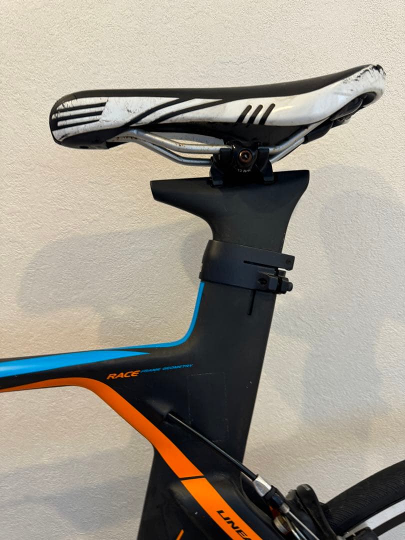 BHカーボンファイバー TTバイク【AeroLight RC 】