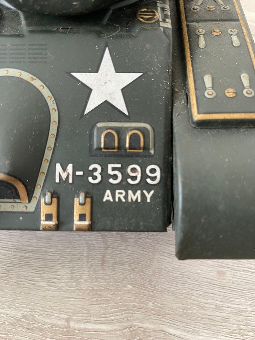 ブリキの戦車　M-3599