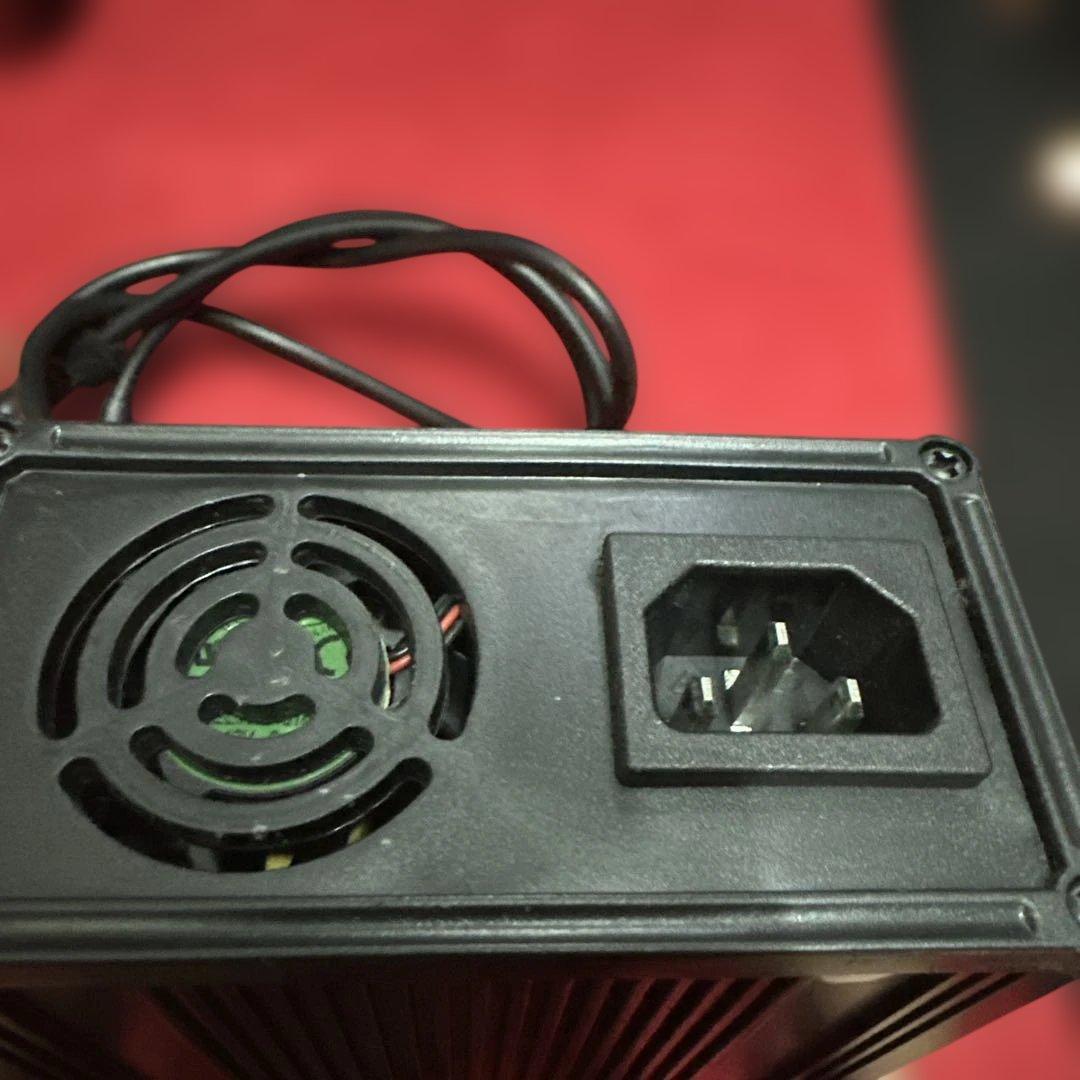 MATE X 充電器 ほぼ新品
