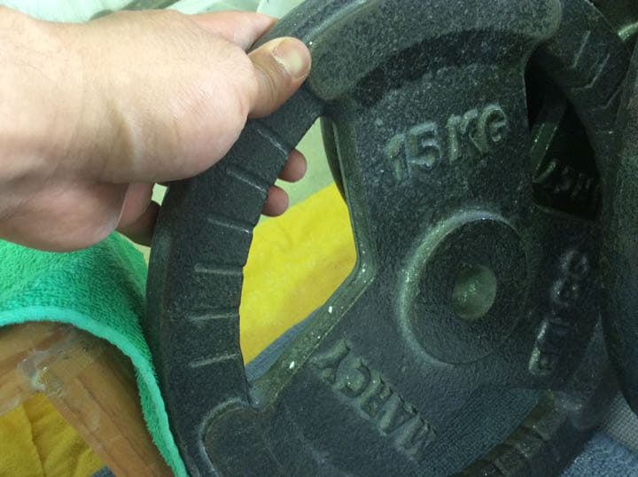 【大阪::引取OK】ダンベルプレート計90kg 28mmシャフト セット
