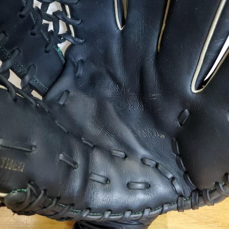 ミズノ イチローモデル 限定モデル Mマークラベル 外野用 軟式グローブ