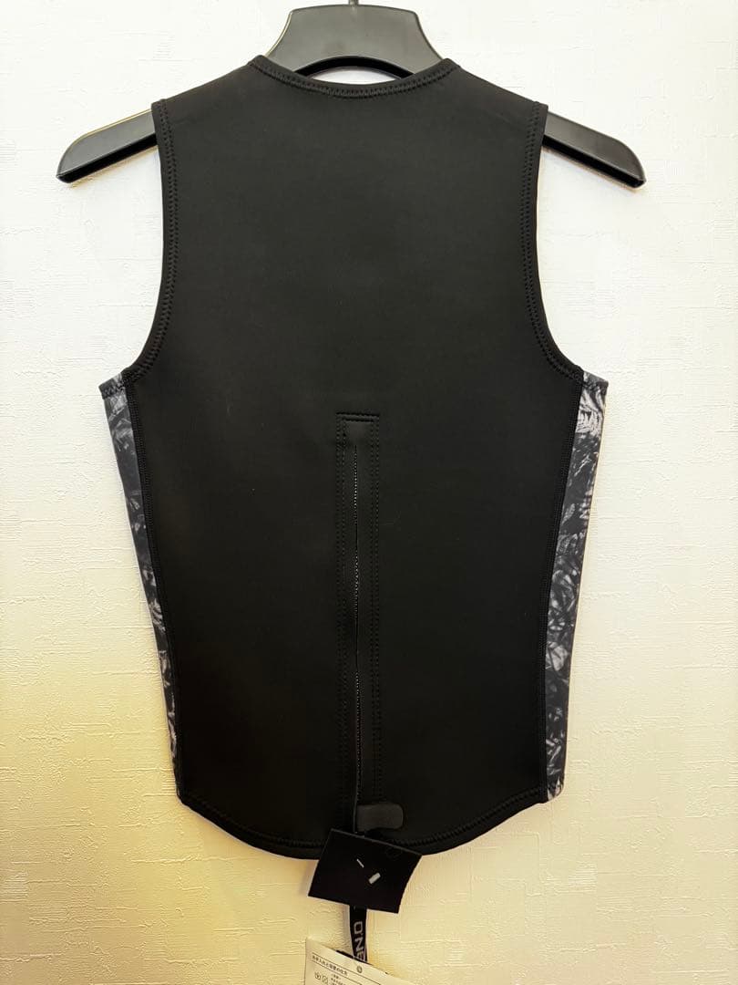 【新品】ONEILL SUPER FREAK VEST M ブラック/グレー