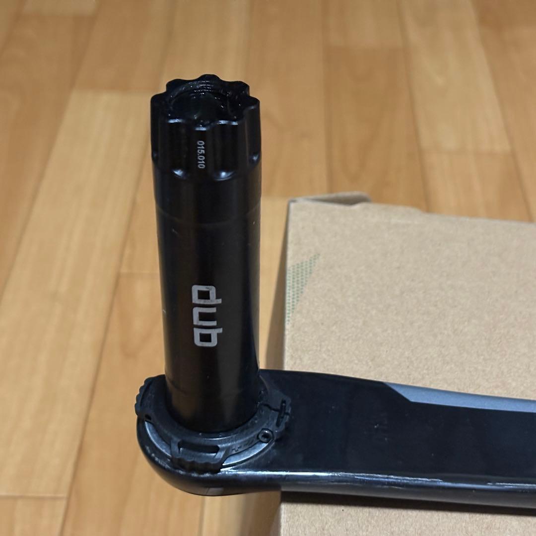 クォーク DUB カーボンクランク 175mm