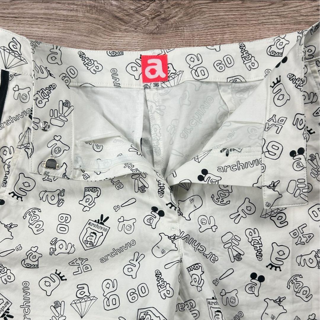 美品 アルチビオ 総柄 ロゴワッペン ショートパンツ ホワイト 36 春ゴルフ