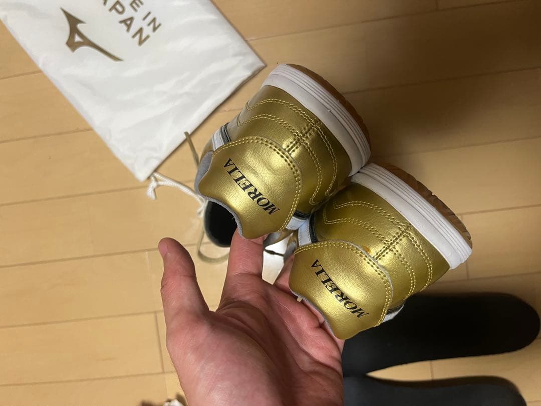 Mizuno モレリア　フットサルシューズ　ゴールド 27.5cm