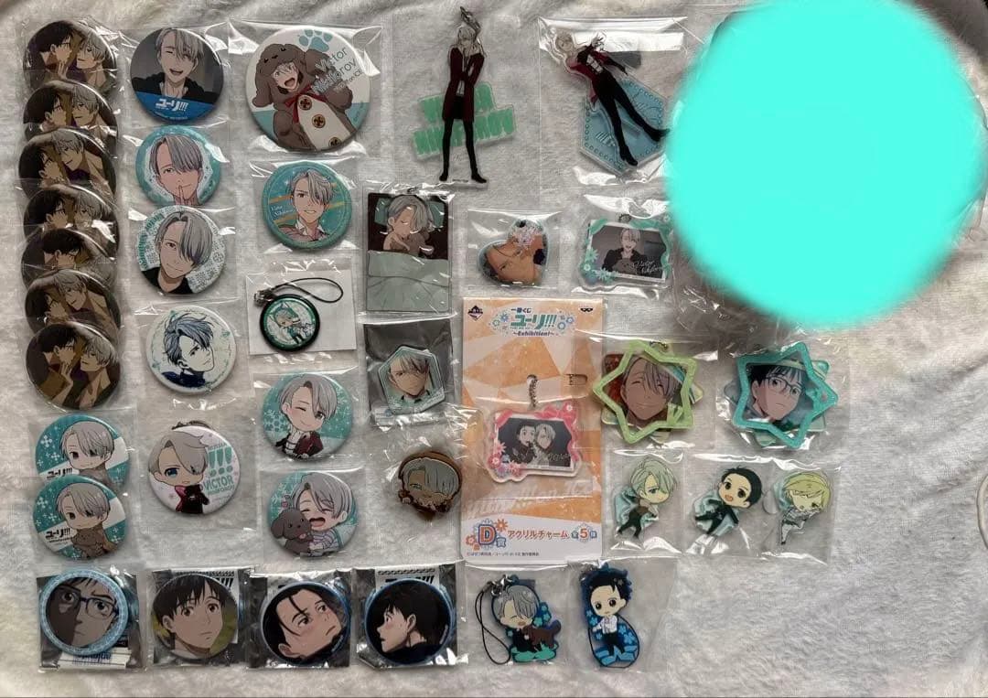 ユーリ!!! on ICE YOI ヴィクトル 勇利 ユーリ 缶バッジ アクスタ
