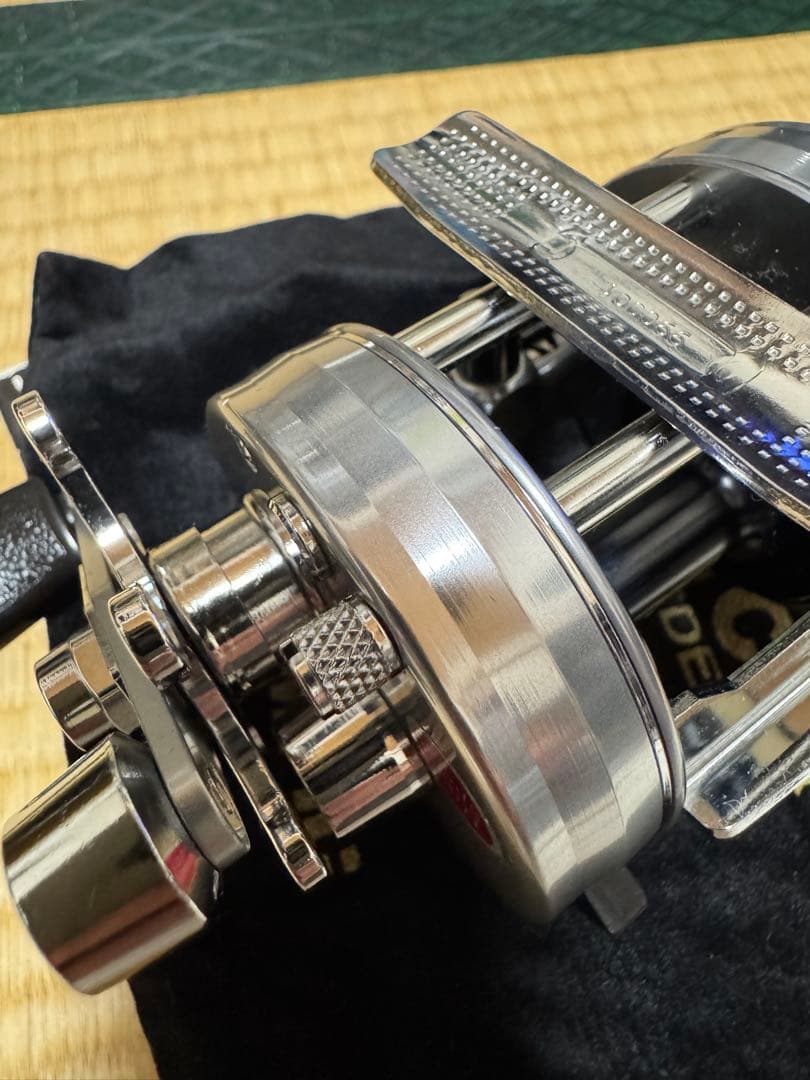 Abu ambassadeur アンバサダー2500Cセレクト　美品　トラウト
