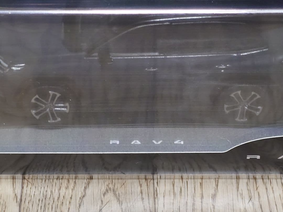 2026年2月発売 1/30 RAV4 PHEV ミニカー　ブラック×グレー