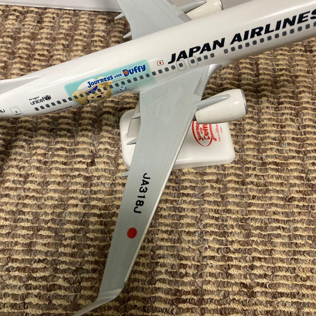 ディズニーダッフィー飛行機模型 Japan Airlines JA318J
