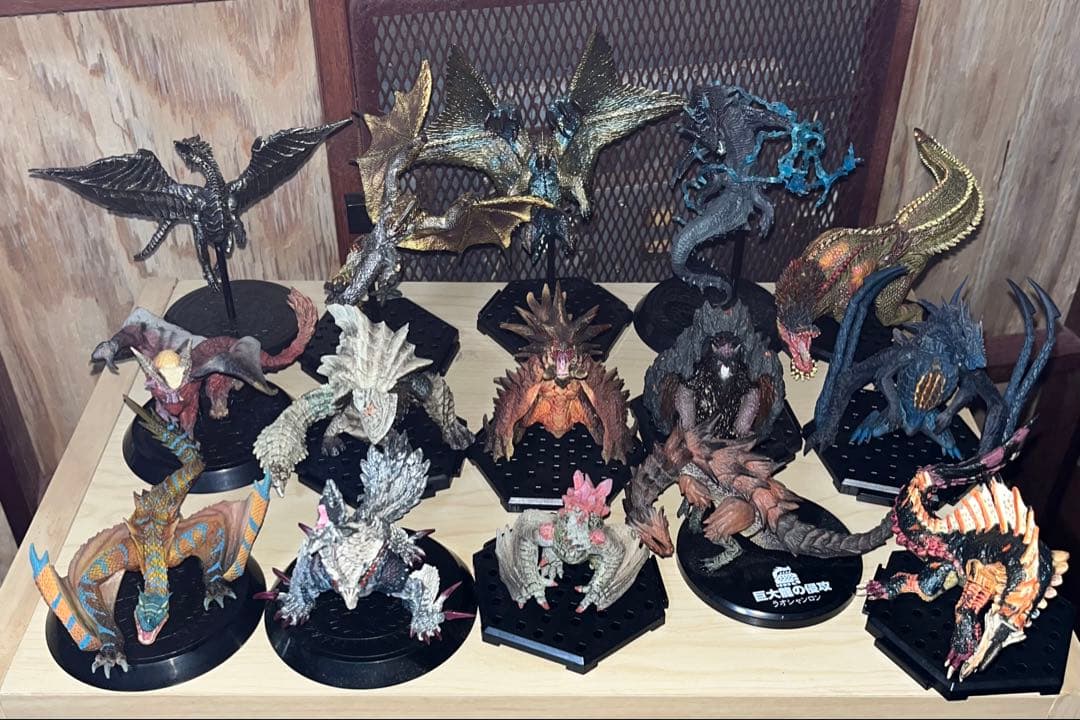 カプコンフィギュアビルダー モンスターハンター フィギュア 40個 まとめ売り