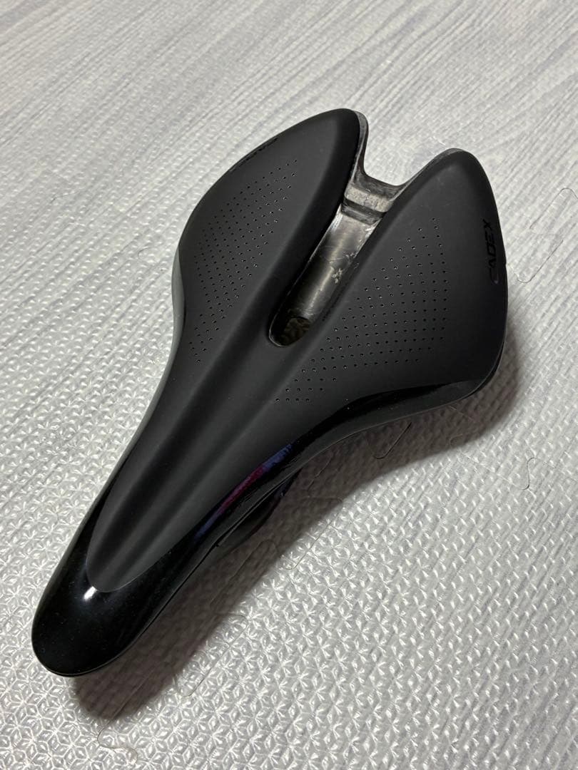CADEX BOOST ブラック サドル