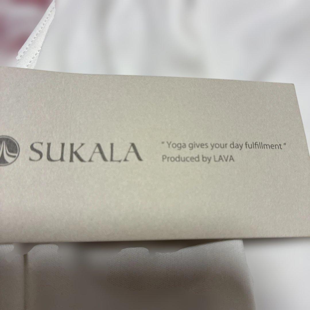 新品⭐️SUKALA ヨガタンクトップ ホワイト