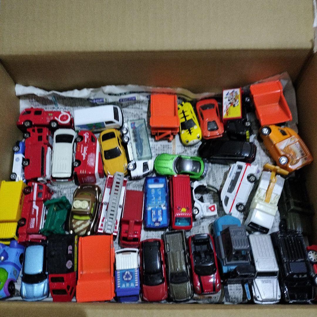 トミカミニカーまとめ売り180台以上