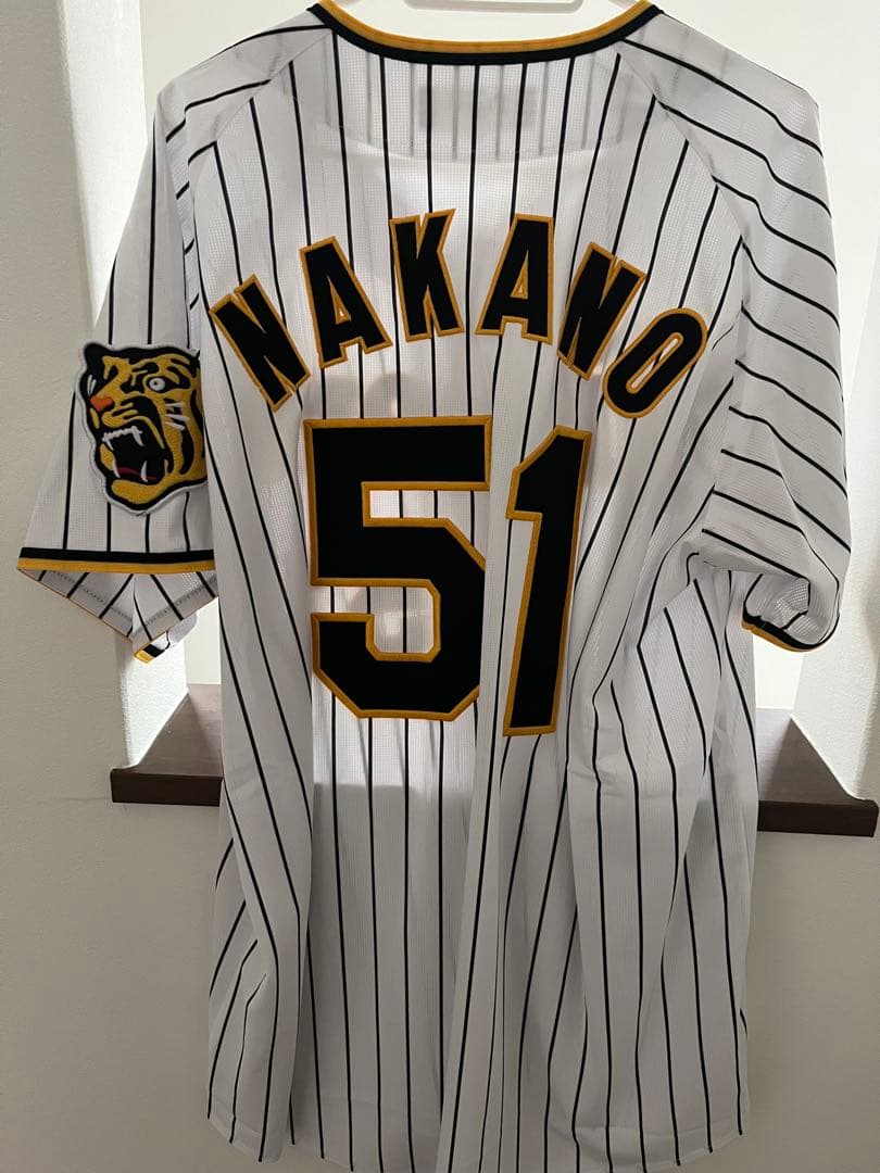 Hanshin Tigers ユニフォーム 51 NAKANO