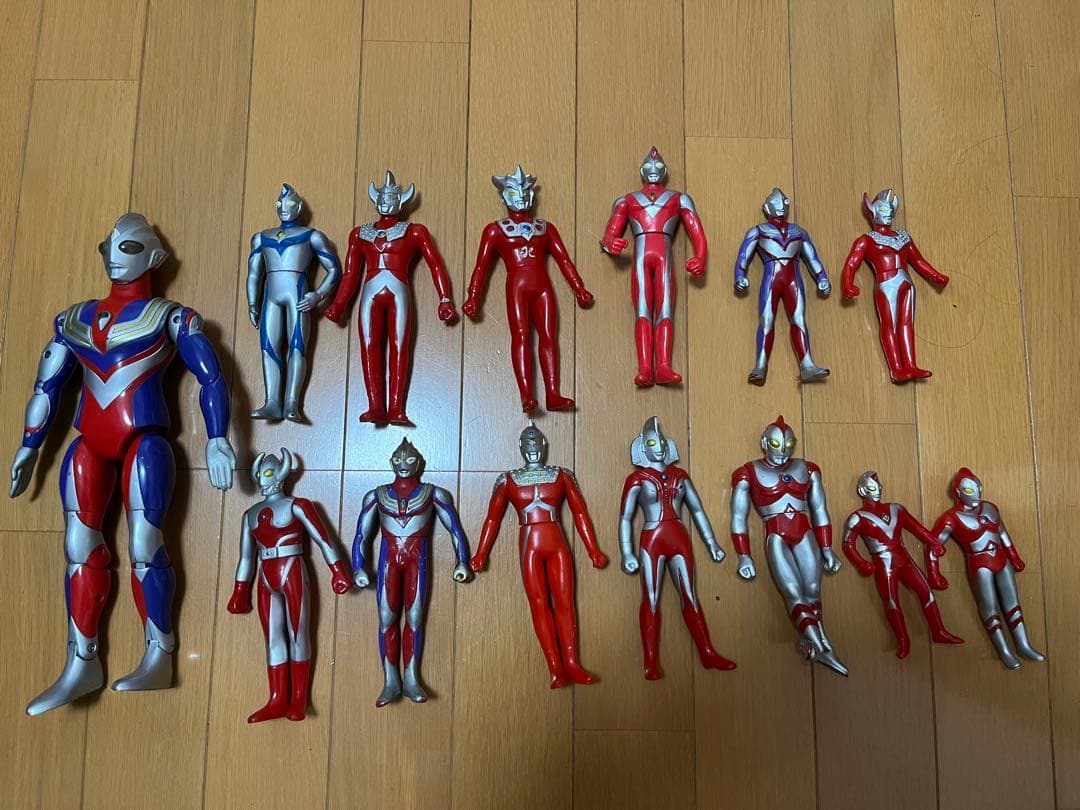ウルトラマン指人形 55体セット、ソフビ23体その他