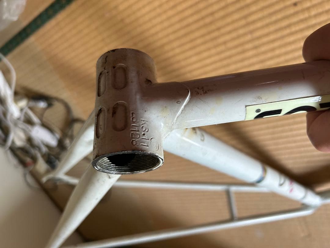NJS VIVALO ピストフレーム ホワイト