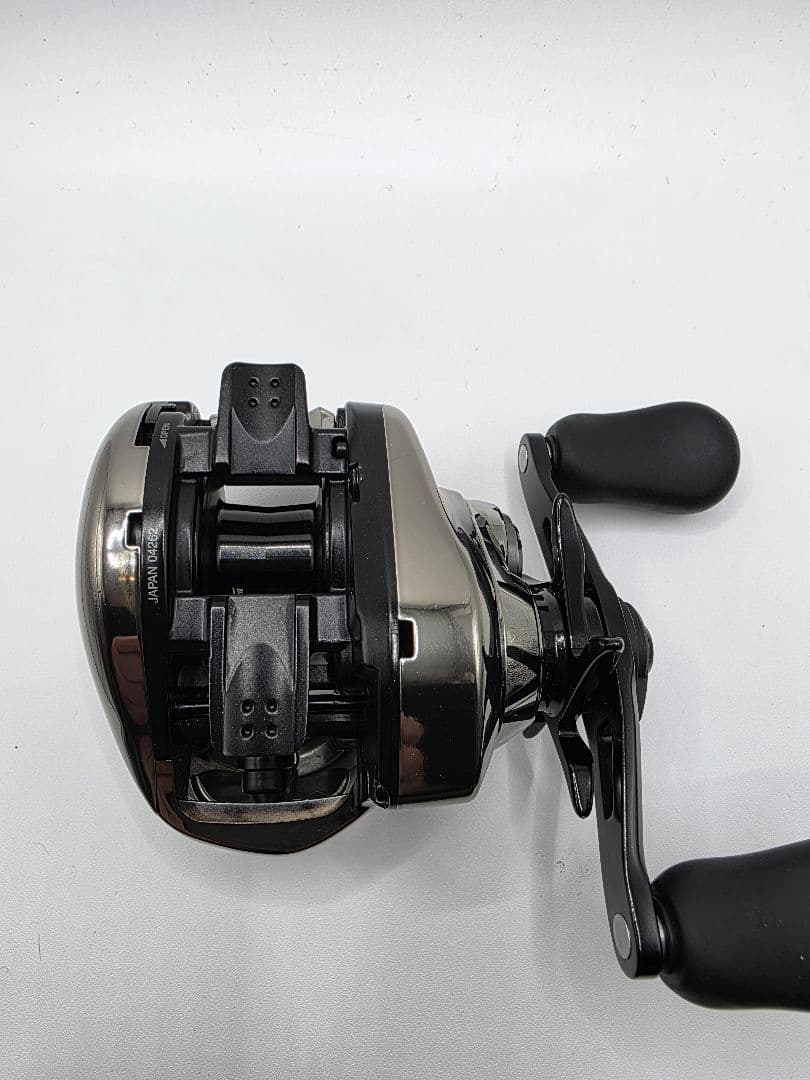 リール YT32 21ANTARES DC HG RIGHT