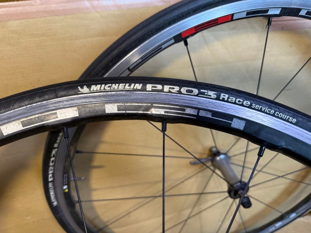 シマノ　WH-RS80 C24 カーボンホイール