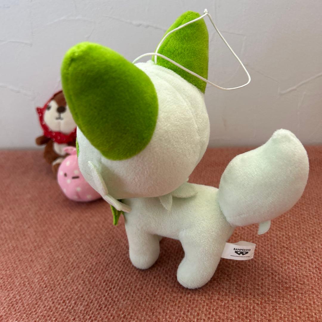 サンエックス　すみっコぐらし　きれいずきん生活　ポケモン　ニャオハ　マスコット