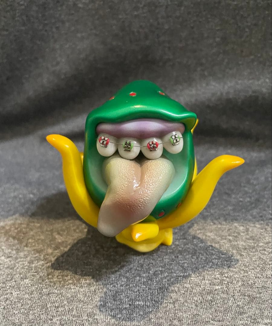 UNKNOWN KUCHIGO ソフビ