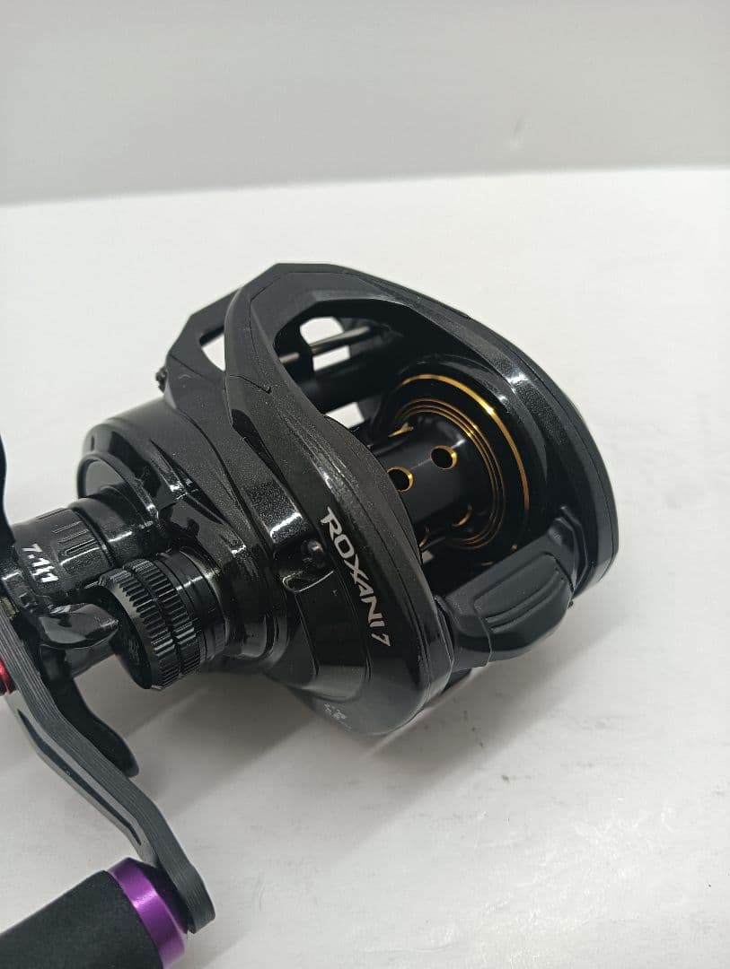 アブ ロキサーニ7 L 左　替えシャロースプール付き