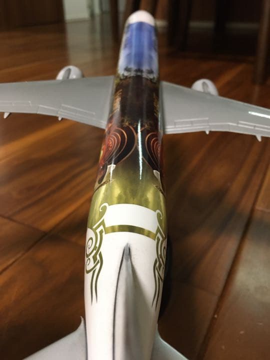 NZ 777-300ER 特別塗装機　飛行機　模型