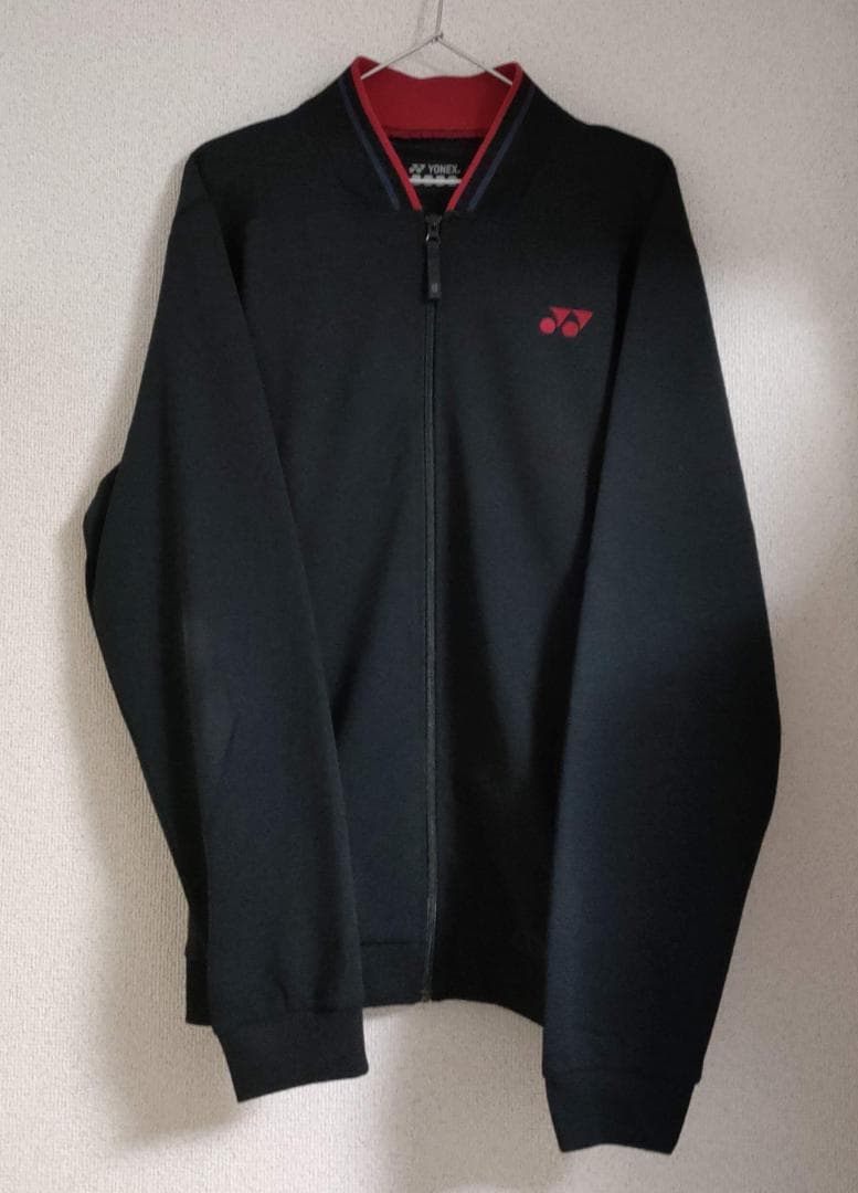 yonex ヨネックス　ウォームアップシャツ