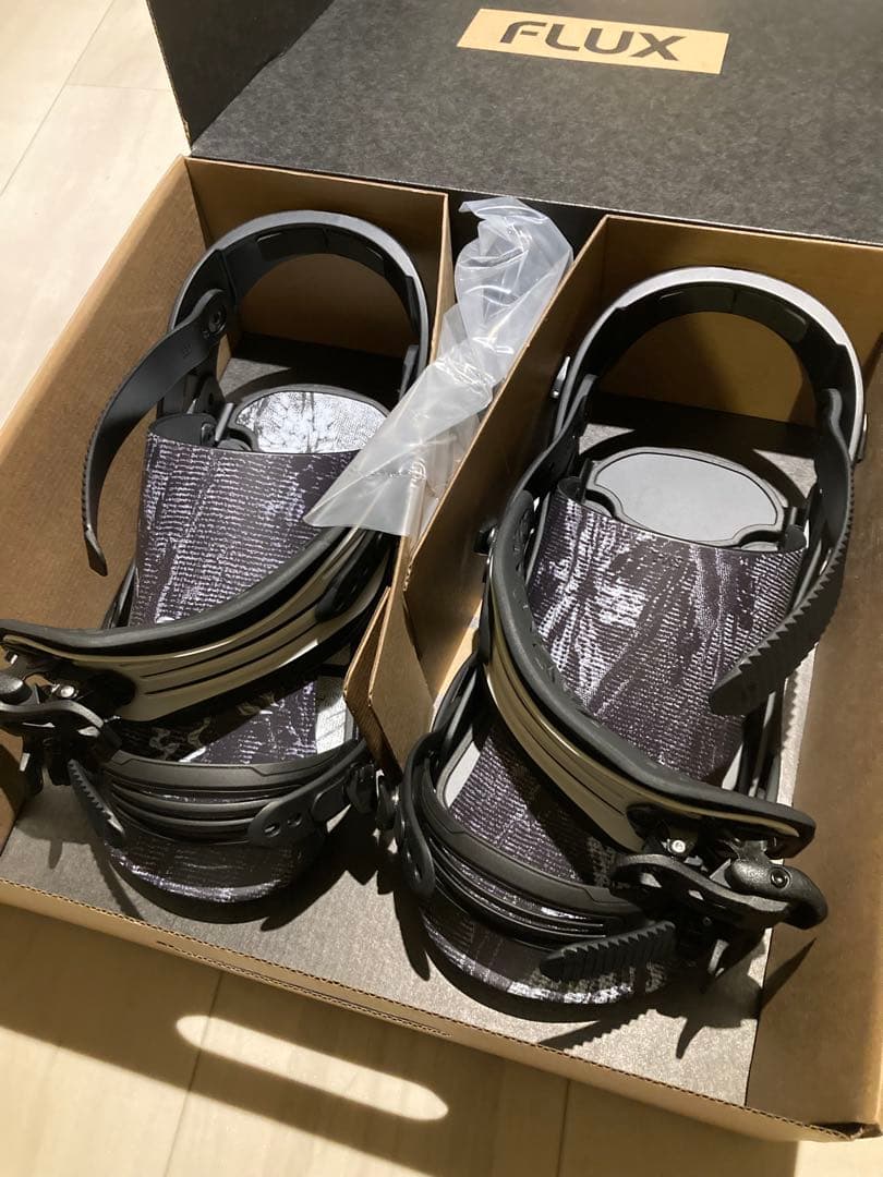 FLUX × UKIYO スノーボード ビンディング ブラック 新品